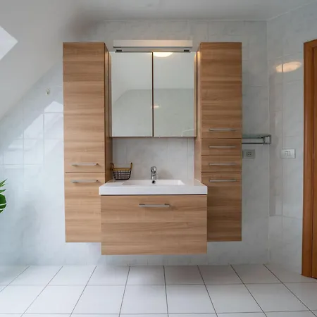 Polderwind By Interhome Остенде